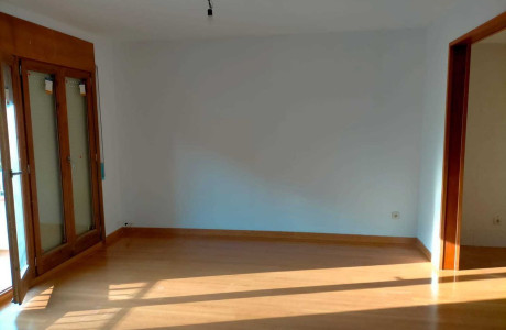 Piso en venta en Urb. C/ Mossen Masdeu, Sant Joan de les Abadesses