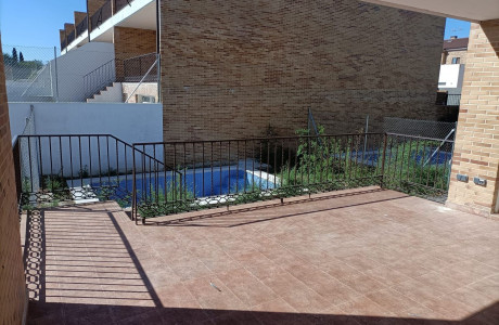 Chalets Ugena en calle Oviedo