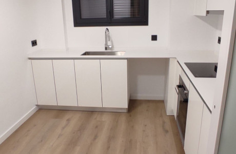 Dúplex en venta en calle Lluis Companys, 6