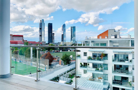 Ático en venta en avenida Burgos, 5