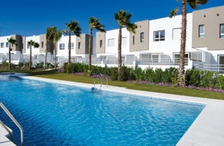 Chalet adosado en venta en carretera Cádiz Km 150 s/n