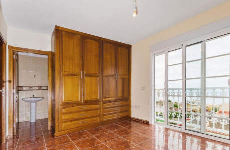 Chalet adosado en venta en calle Obispo Pérez Cáceres s/n