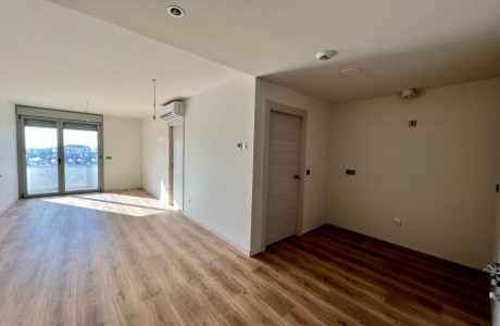 Piso en venta en calle Boby Deglané, 2