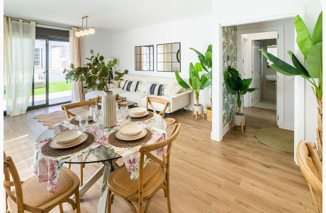 Chalet adosado en venta en avenida Avenida de la Salud