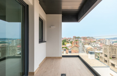 Local en venta en calle Tomás Alonso , 72