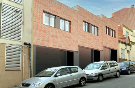 Chalet adosado en venta en calle Bruc, 101