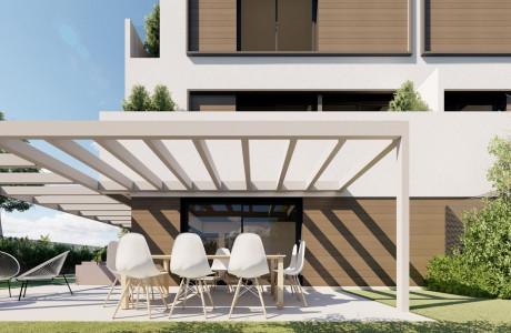 Ático en venta en avenida de la Victoria , 68