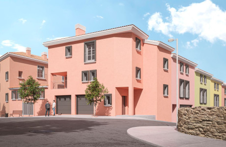 Chalet adosado en venta en calle Garriguella s/n