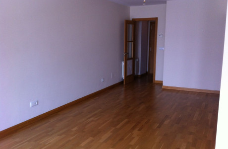 Piso en venta en calle Garda, 2