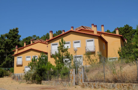 Chalet adosado en venta en calle Orense s/n