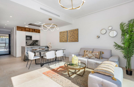 Casa o chalet independiente en venta en calle Egipcios, esquina C/ Abdelacies s/n