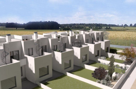 Chalet adosado en venta en calle viñas, 45