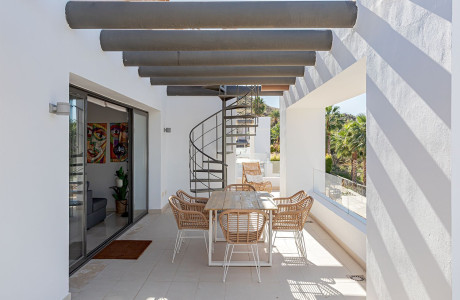 Ático en venta en avenida Calar Alto, 6