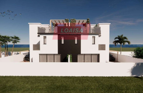 Chalet adosado en venta en calle la Traiña, 10