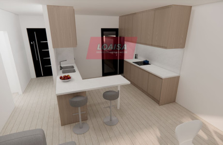 Chalet adosado en venta en calle la Traiña, 10