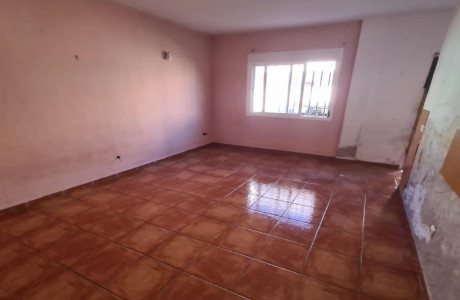 Piso en venta en Calle Serrezuela, 25