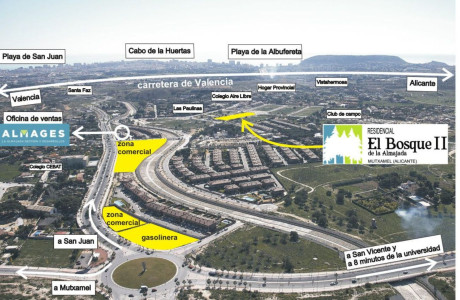 Chalet adosado en venta en calle del Marraix, 6, 8