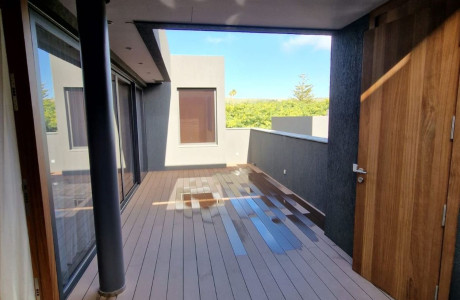 Piso en venta en avenida Lucas Vega , 19