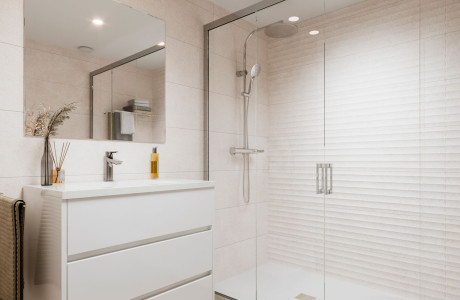 Piso en venta en avenida Chatellerault, 12