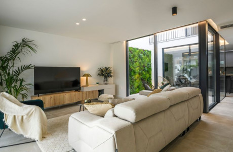 Chalet adosado en venta en avenida Andres Hernandez Ros s/n