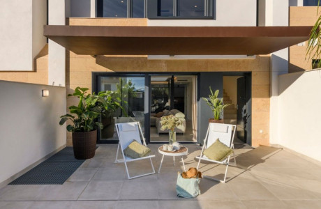 Chalet adosado en venta en avenida Andres Hernandez Ros s/n