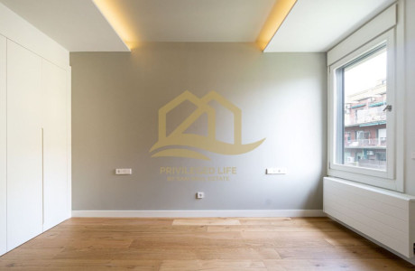 Piso en venta en calle Casanova, 57