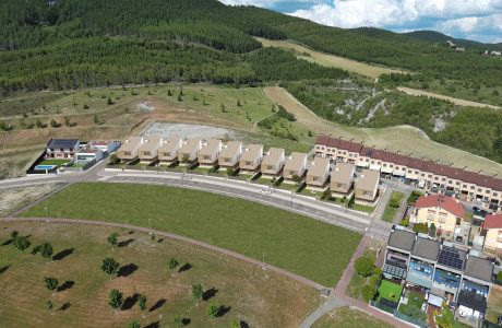 Casa o chalet independiente en venta en calle Avenida Esteríbar, 65