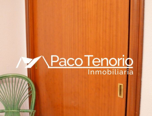 Chalet adosado en venta en calle Juan Antonio de la Bella, 6 a