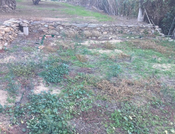 Terreno en venta en Palau Savardera s/n