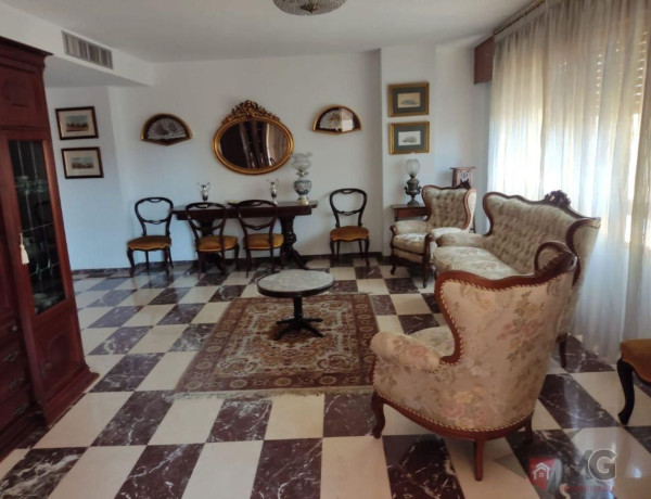 Piso en venta en Zona Centro-Corredera