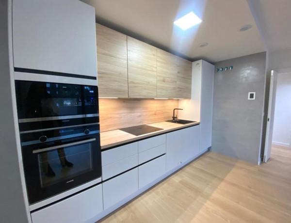 Alquiler de Piso en calle de los Astros