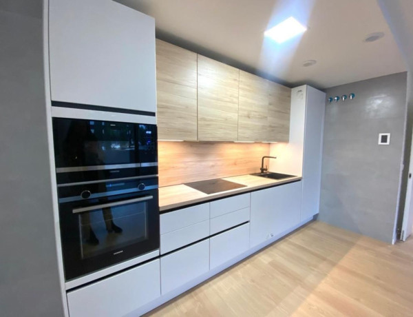 Alquiler de Piso en calle de los Astros