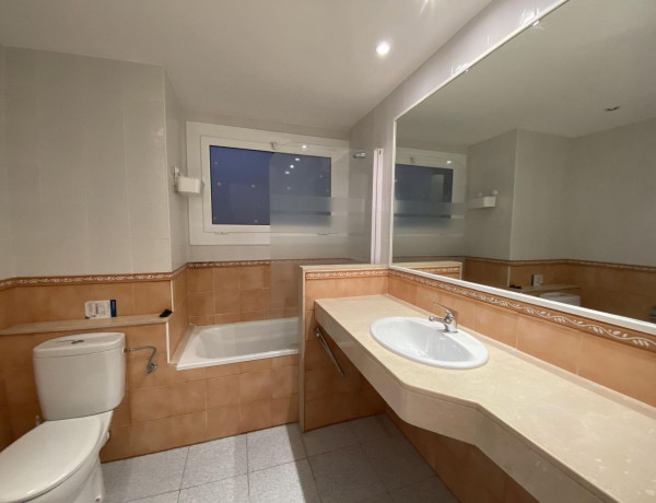 Alquiler de Piso en calle del Camp, 74