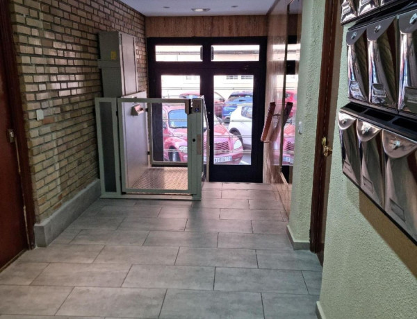 Piso en venta en calle San Dionisio