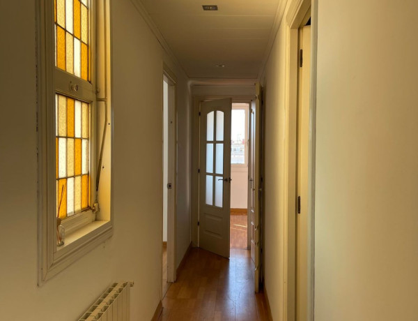 Piso en venta en calle del Comte d'Urgell, 20