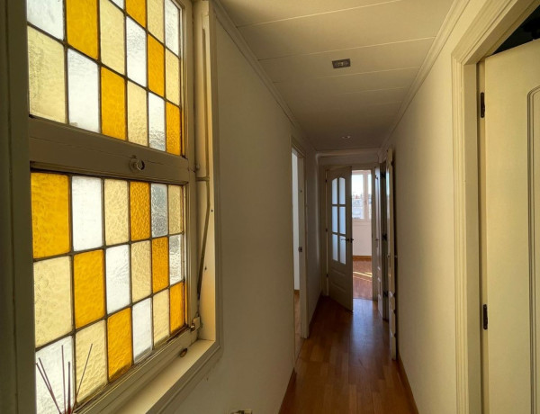 Piso en venta en calle del Comte d'Urgell, 20