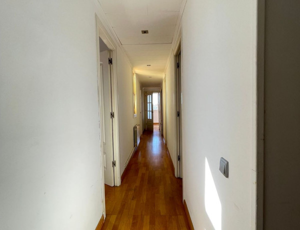 Piso en venta en calle del Comte d'Urgell, 20