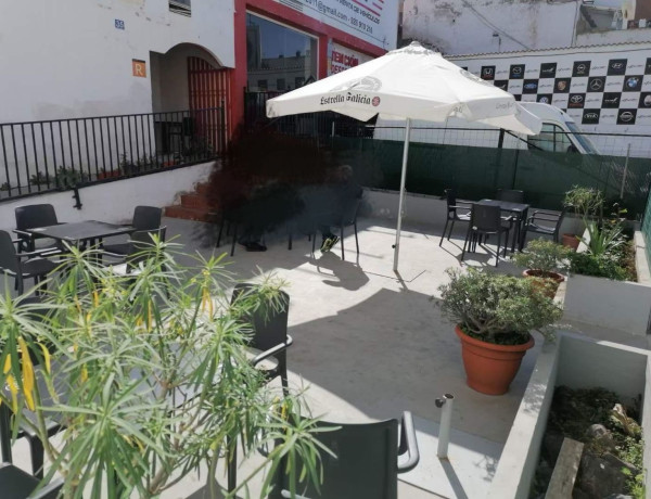 Alquiler de Local en calle Batalla de Brunete, 86