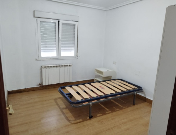 Piso en venta en calle Víctor Hevia, 6