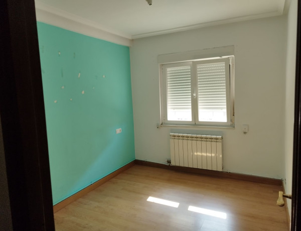 Piso en venta en calle Víctor Hevia, 6