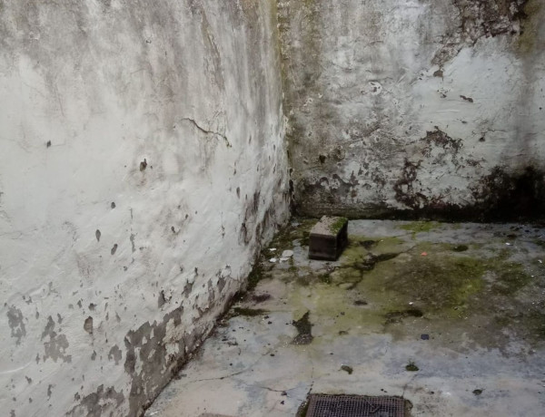 Chalet adosado en venta en calle Tahonas, 3