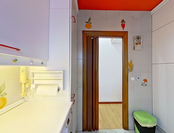 Piso en venta en calle Costa Rica, 18