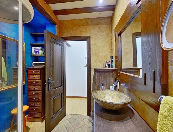 Piso en venta en calle Costa Rica, 18