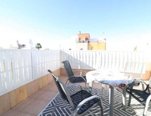 Chalet adosado en venta en Los Balcones y los Altos