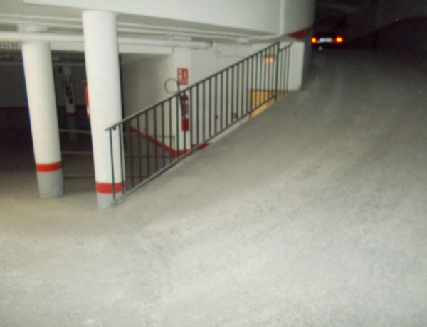 Garaje en venta en La Muntanyeta