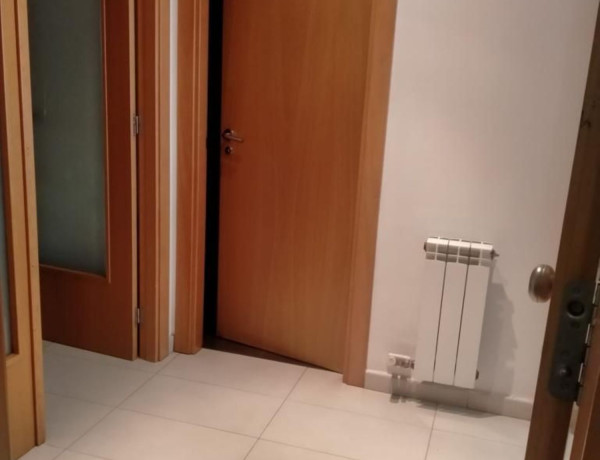 Piso en venta en calle Miguel Hernandez