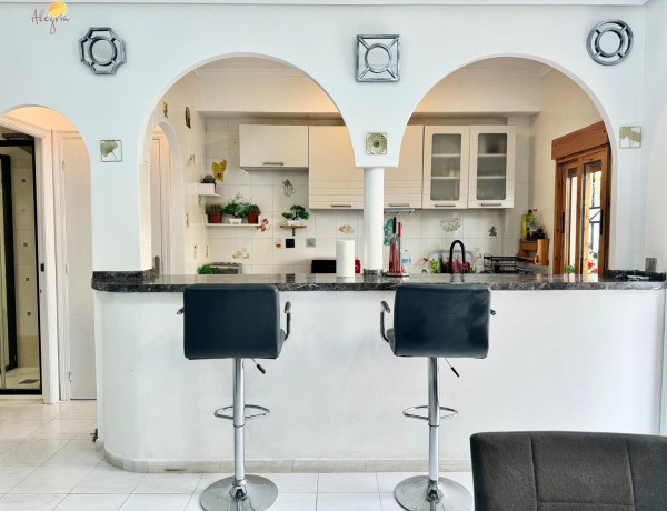 Dúplex en venta en Los Europeos