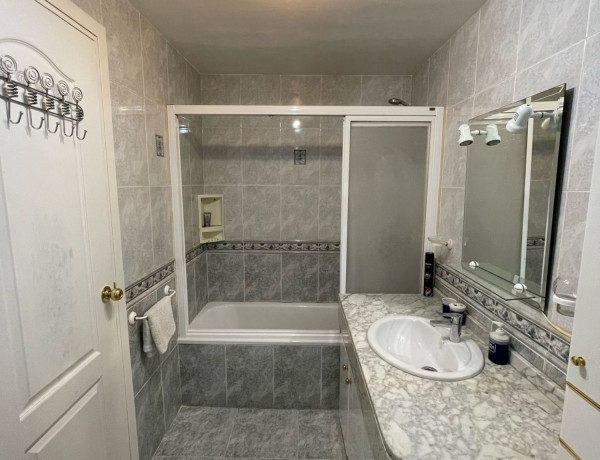 Piso en venta en calle Concha Espina, 12