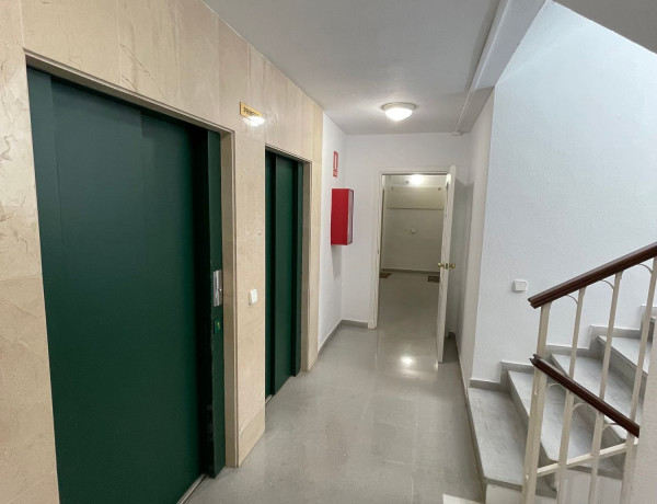 Piso en venta en calle Concha Espina, 12