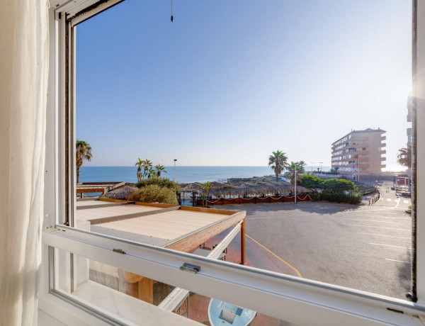 Piso en venta en Cabo Cervera